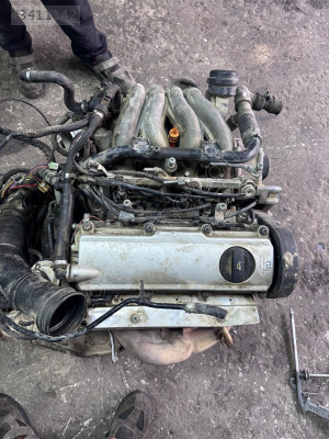 Volkswagen Passat 1.6 Alz Komple Motor