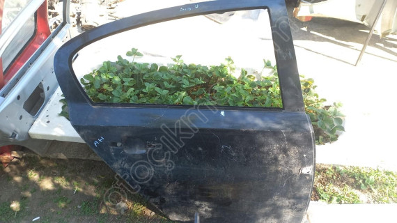 OPEL ASTRA H SEDAN SAĞ ARKA KAPI.OTO ERKAN ÜNYE