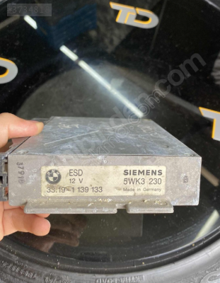 BMW E34 525ix 5WK3230 33191139133 ESD BEYNİ