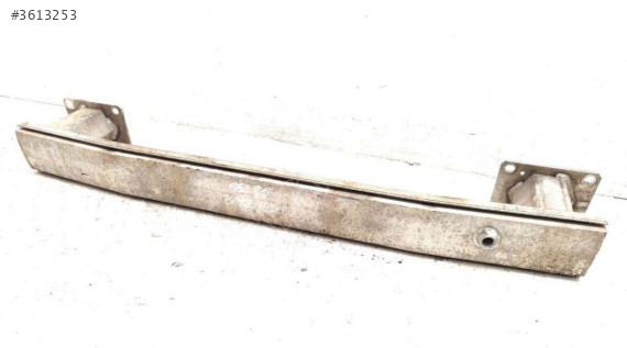 9681145780 Peugeot Partner Tepe ön tampon demiri