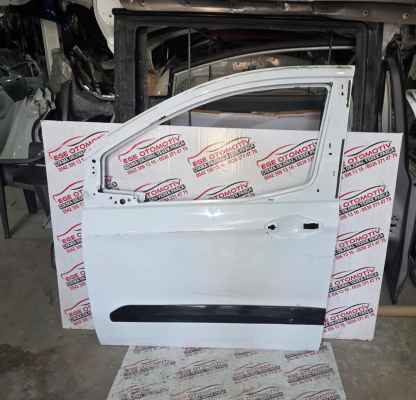 FORD COURİER BEYAZ SOL ÖN KAPI ORJINAL