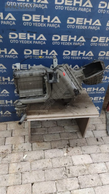 VW TRANSPORTER T5 KALORİFER KUTUSU 7H18200005AK