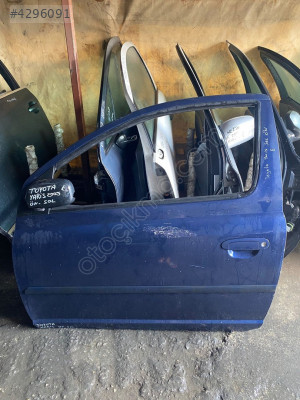 TOYOTA YARİS SOL ÖN KAPI DOLU ÇIKMA ORJİİNALL 2005