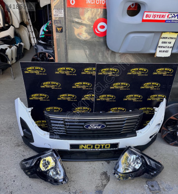 2025 Ford Courier Ön Tampon Ve led Farlar çıkma Orjinal