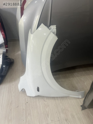 DACIA SANDERO SAĞ ÖN ÇAMURLUK ÇIKMA ORJİNAL