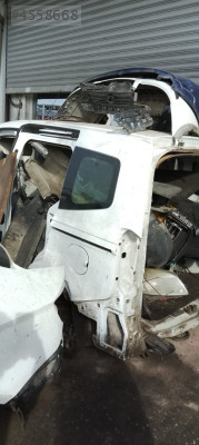 FORD COURİER SOL ARKA ÇAMURLUK