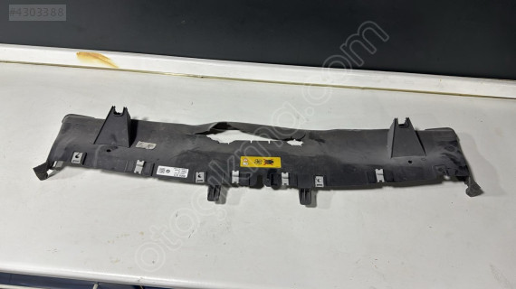 BMW X1 U11 ÖN MASKE ÜST BAKALİT 5A3B9A3-04