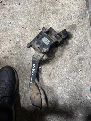 FİAT DOBLO GENİŞ AİLE ÇIKMA GAZ PEDALI