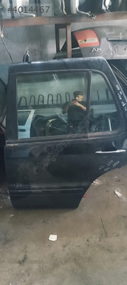 MERCEDES ML 400 SOL ARKA KAPI