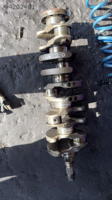 VOLVO S60 2.0 DİZEL ÇIKMA ORJİNAL KIRANK MİLİ