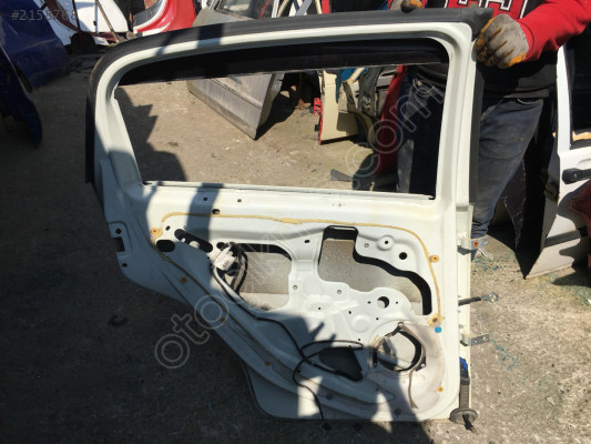 Fiat Linea 2003 Sol Arka Kapı Cam Krikosu Kapı Menteşesi