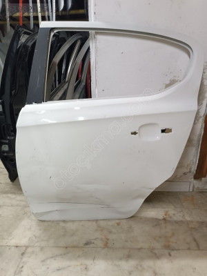 Corsa E sol arka kapı çıkma orjinal