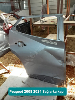 Peugeot 2008 2024 Sağ arka kapı