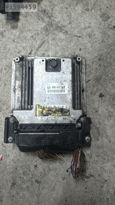 AUDİ A4 B8 ÇIKMA ORJİNAL MOTOR BEYNİ 03L906022NN