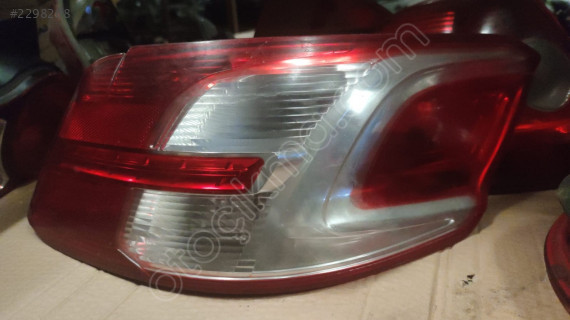 PEUGEOT 301 SAĞ ARKA STOP OTO MEHMET GÜVENCESİYLE