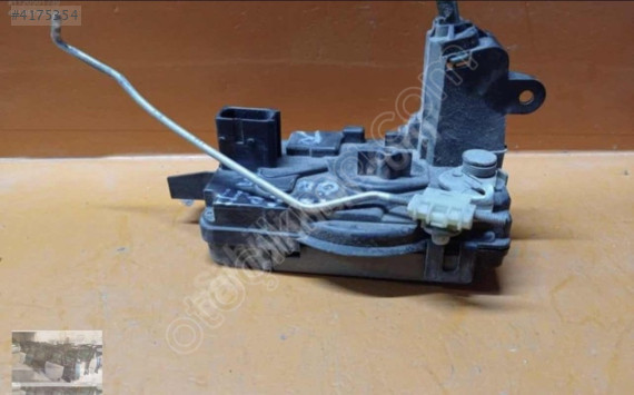 OPEL ASTRA H SAĞ ÖN KAPI KİLİDİ ORJİNAL ÇIKMA
