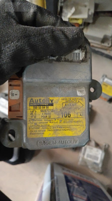 550 53 84 00 9628757680 PEUGEOT İÇİN AİRBAG BEYNİ