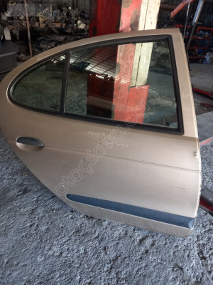 Orjinal Renault Megane-1 Sağ Arka Kapı - Çıkma Parça