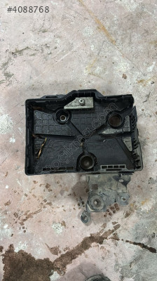 RENAULT CLİO 4 - Akü Alt plastiği