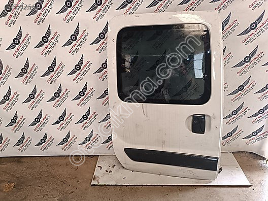 RENAULT KANGO SAG ARKA kAPI