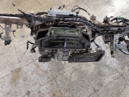 RENAULT MEGANE 4 DİJİTAL KALORİFER KAZANI 272708036R ORİJİNAL