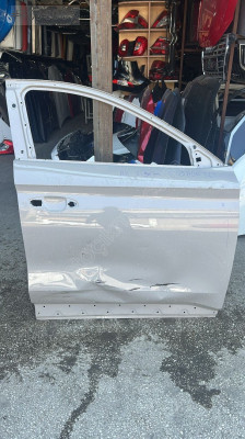 Byd sağ ön kapı