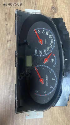 Nissan mikro gösterge saati