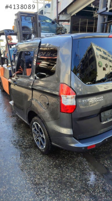 FORD COURİER SOL ARKA ÇAMURLUK