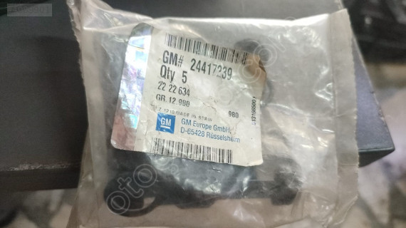 Çıkma Orjinal Opel Corsa C Bagaj Halı Kilidi