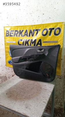Renault Clio4 sol ön kapı döşemesi piyanoblek orijinal
