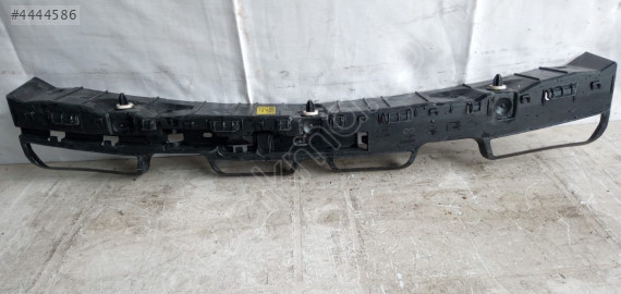 RENAULT MEGANE 4 ARKA TAMPON BRAKETİ ORJİNAL