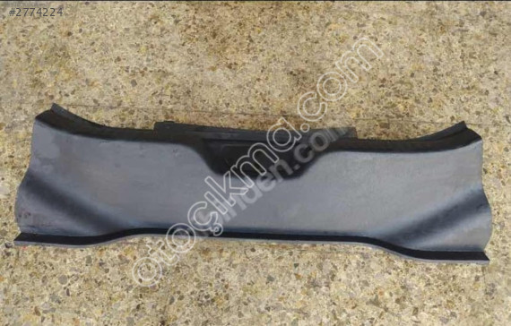 Fiat Egea arka panel plastiği