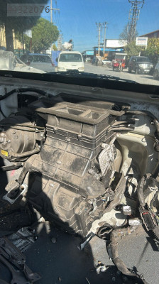 2016 KİA BONGO ÇIKMA ORJİNAL KLİMALI KALORİFER KAZANI