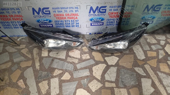 2015-18 FORD FOCUS SİYAH ZEMİN SAĞ-SOL FAR SIFIR İTHAL