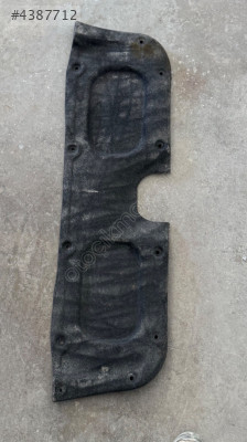 Hyundai accent bagaj kapağı kaplaması