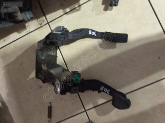PEUGEOT 308 FREN PEDALI