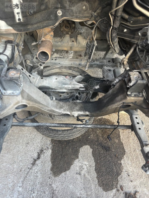 2019-2025 CRAFTER ÇIKMA ORJİNAL MOTOR ALT TRAVERS