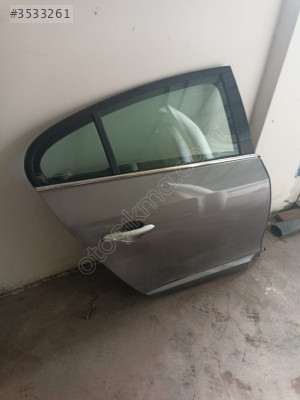 ****RENAULT FLUENCE SAĞ ARKA KAPI ORJİNAL ÇIKMA****