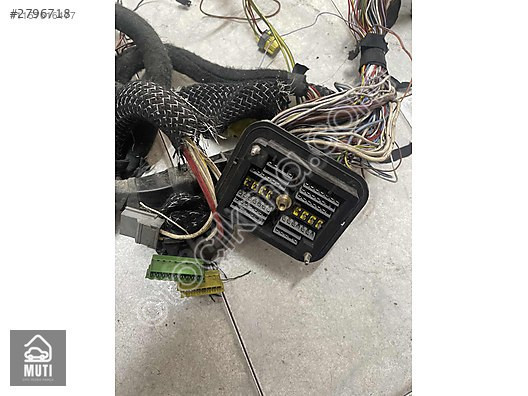 Peugeot 306 iç elektrik tesisatı 9614100480