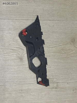 Opel Corsa D Sağ Ön Tampon Braketi - 13179964