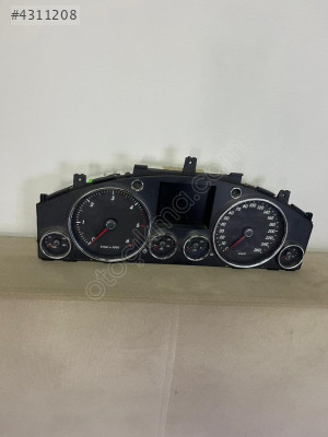 VOLKSWAGEN TOUAREG  KM SAATİ