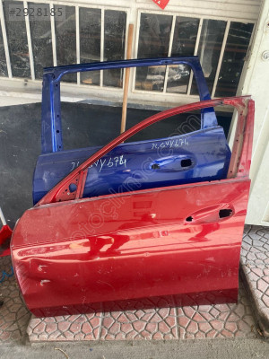 W212 Mercedes E-Serisi Sol Ön Kapı Orjinal Çıkma Parça