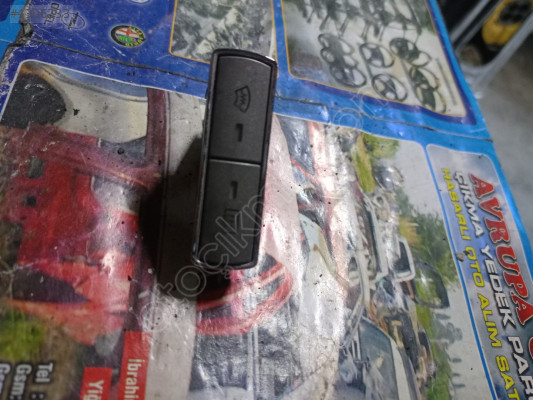 Ford Connect 09/12 model cam Reinstans düğmesi