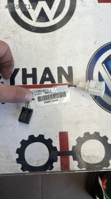 TAB016427CA 3G0971690A Passat b8.5 sağ arka kapı cam tesisatı