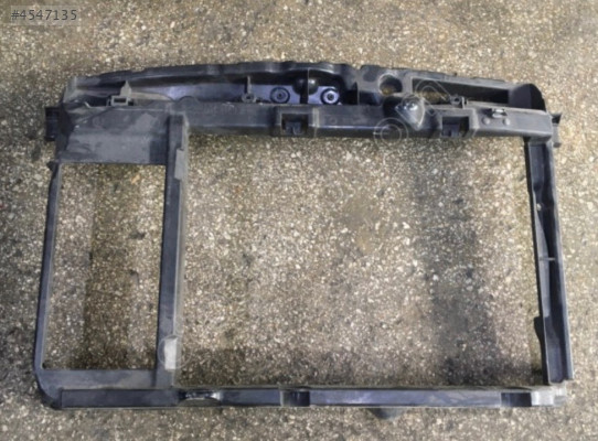 Peugeot 2008 ÖN PANEL ÇIKMA