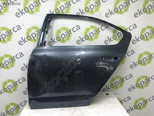 SKODA OCTAVİA 2013 2019 ÇIKMA SOL ARKA KAPI 5E5833051