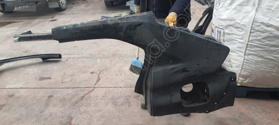 mitsubishi ECLİPSE SOL  ARKA CAMURLUK SEFALILAR OTO CIKMA