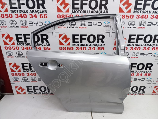 TOYOTA COROLLA SAĞ ARKA KAPI ÇIKMA ORİJİNAL PARÇA