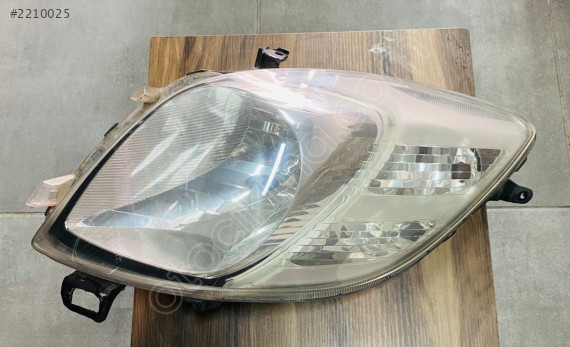 ÇIKMA TOYOTA YARIS 05 11 SAĞ ÖN FAR 89900736