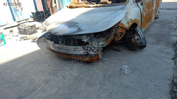 toyota coralla tampon demiri